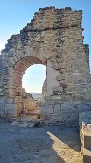 Miniatura para Castillo de Dos Hermanas (Montemayor)