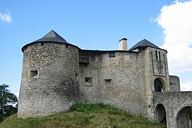 Image illustrative de l’article Château de Mauléon
