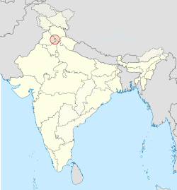 Chandigarh in India (claimed and disputed hatched).svg