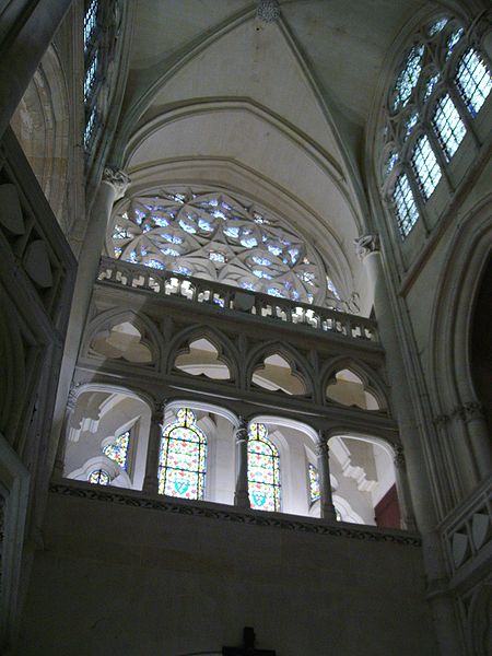 File:Chateau pierrefonds196.jpg