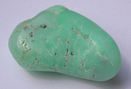 Chrysopraz-tumble polished stone.jpg