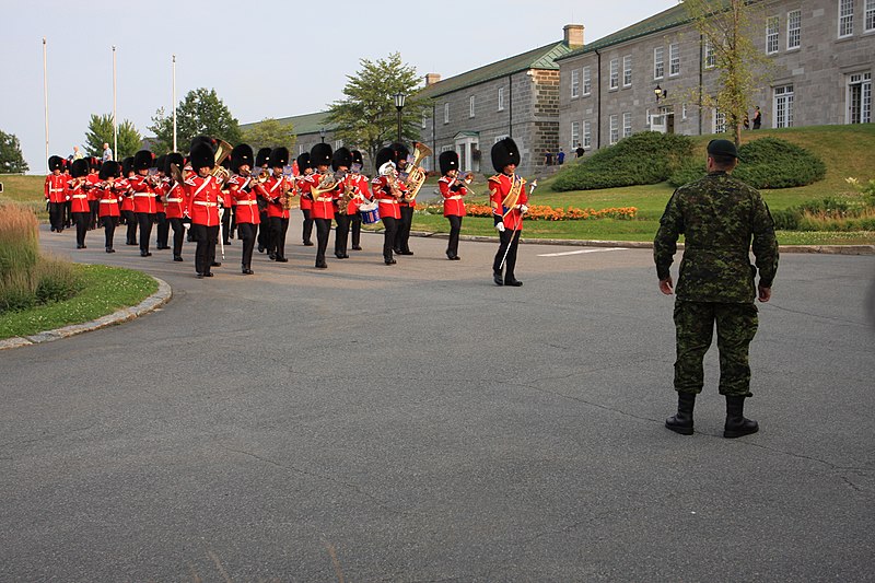 File:Citadelle - Quebec City (40583305834).jpg