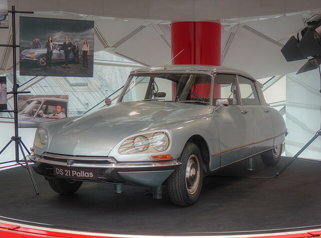 The Citroën DS 21 used in the show