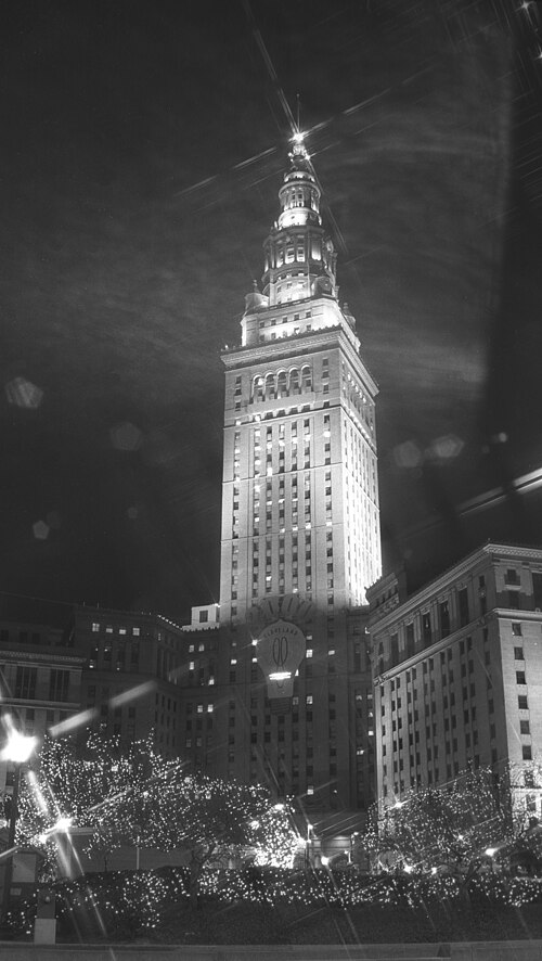 Cleveland's Terminal Tower in Public Square at night