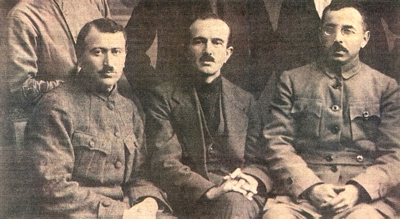 File:Communist Party of Turkey founder Mustafa Suphi (right) and general secretary Ethem Nejat (middle).jpg