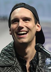 Cory Michael Smith Cory Michael Smith by Gage Skidmore.jpg