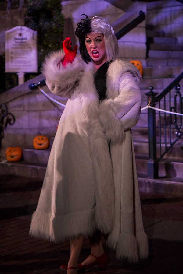 Cruella De Vil regularly appears as a meetable character at the Disney Parks and Resorts.