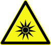 DIN 4844-2 Warnung vor optischer Strahlung D-W009.svg