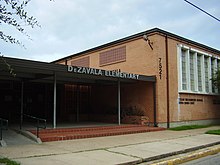 DeZavala Elementary School DeZavalaESHouston.JPG