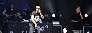 Deutsch: Denyo beim Open Flair 2015. English: Denyo at the Open Flair festival 2015 in Eschwege, Germany