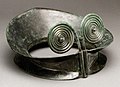 Bronze diadem, 1200-800 BC[38]