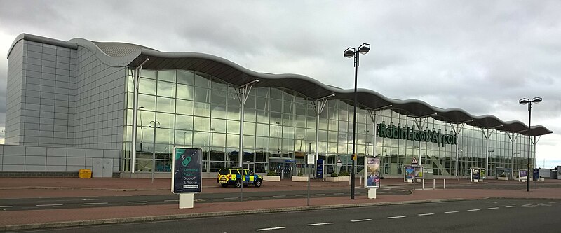 File:Doncaster-Sheffield, Robin Hood Airport terminal - geograph.org.uk - 5085243.jpg