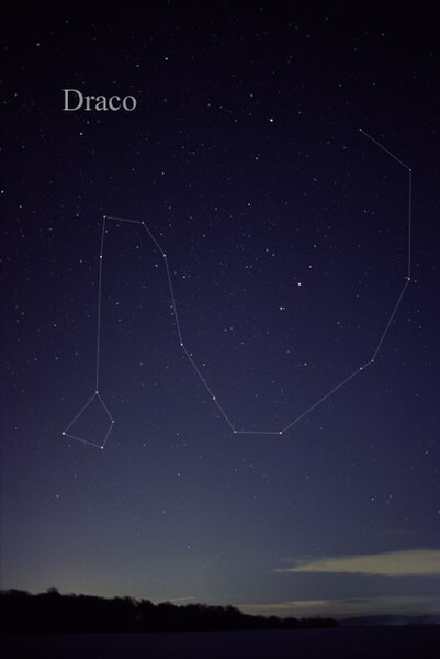 The constellation Draco as it can be seen by the naked eye