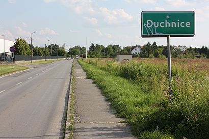 How to get to Duchnice with public transit - About the place