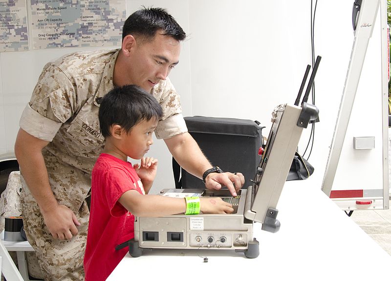 File:EOD Marines make summer reading program a blast 150606-M-TH981-001.jpg