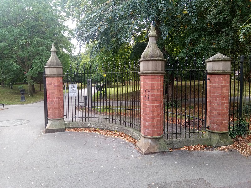 File:Entrance Lodge Of Arboretum Normanton 2020 03.jpg