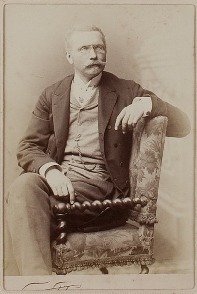 File:Ernest Judet vers 1894.jpg