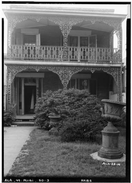 File:FRONT ELEVATION SHOWING IRON WORK - DuMont House, 157 Church Street, Mobile, Mobile County, AL HABS ALA,49-MOBI,30-3.tif