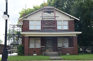 <span class="mw-page-title-main">First Presbyterian Church Manse (North Little Rock, Arkansas)</span> Historic house in Arkansas, United States