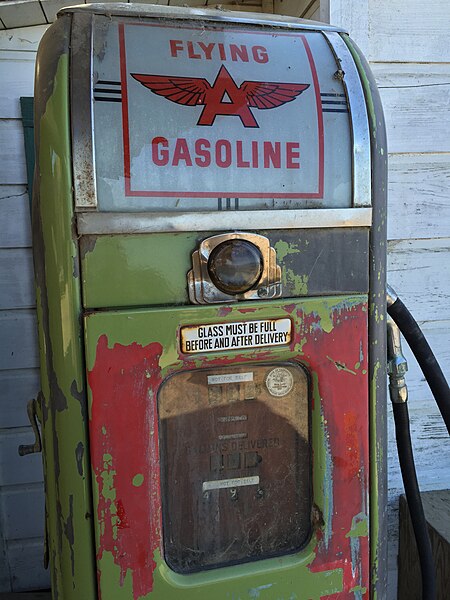 File:Flying A Gasoline pump.jpg