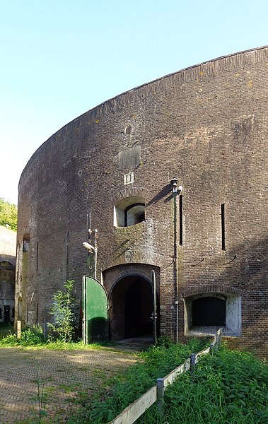 File:Fort Everdingen Toren D 3.jpg