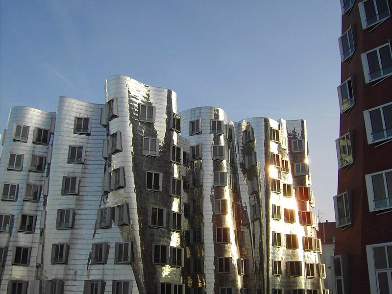 File:Gehry3.JPG