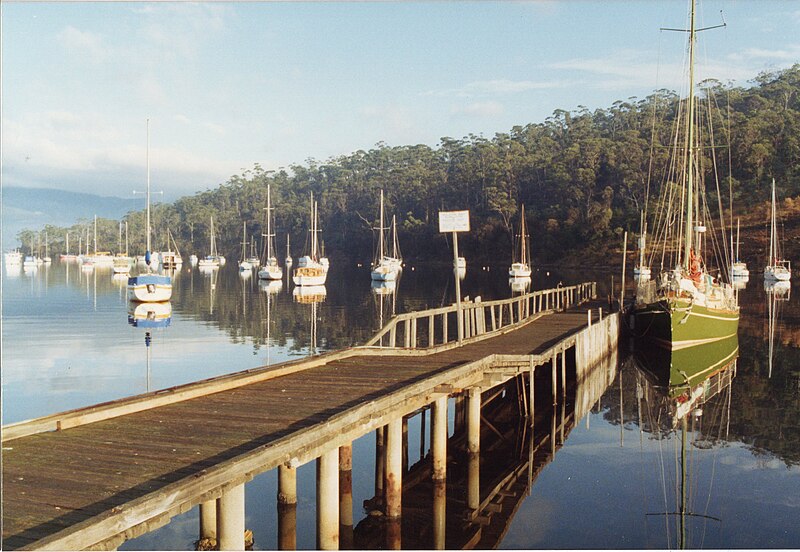 File:Geilston Bay 1994-04.jpg