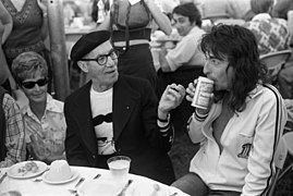 Groucho Marx and Alice Cooper at Rancho Mission Viejo, 1974 (25770467042).jpg