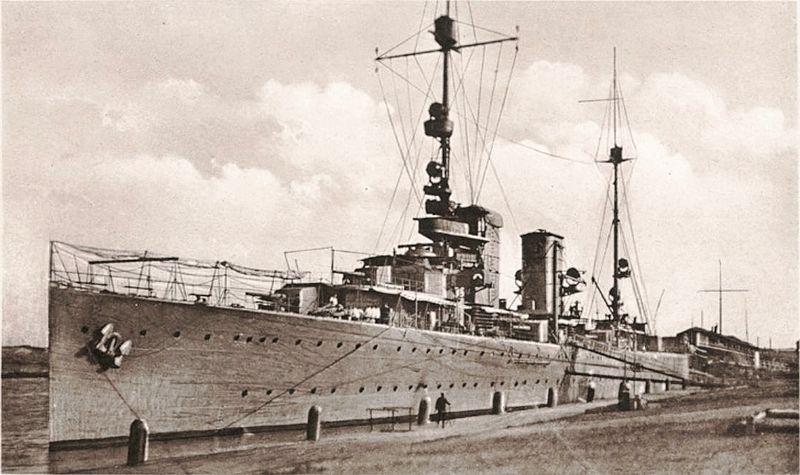 File:HNLMS Java 1925.jpg