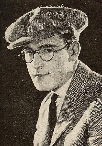 File:Harold Lloyd - Dec 1922 ETR.jpg