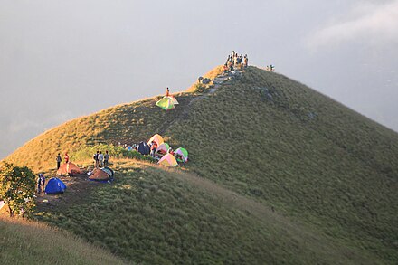 Hikers in Narangala (near Badulla), some with tents