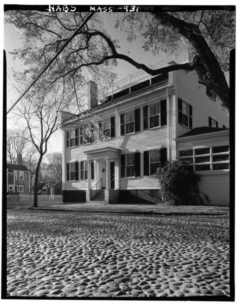 File:Historic American Buildings Survey Cortlandt V. D. Hubbard, Photographer October 1966 SOUTHEAST ELEVATION - Francis Macy House, 77 Main Street, Nantucket, Nantucket County, MA HABS MASS,10-NANT,50-2.tif