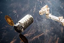 Enhanced size Cygnus (remainder) ISS-47 Cygnus OA-6 approaching the ISS (1).jpg