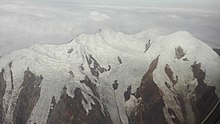 Ilimani desde un avión al lado del nevado