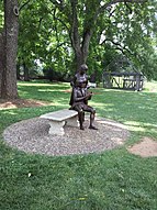 James und Dolley Madison Statue in Montpelier - panoramio.jpg