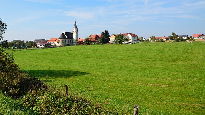 Datei:Kirche Sindersfeld 4.jpg