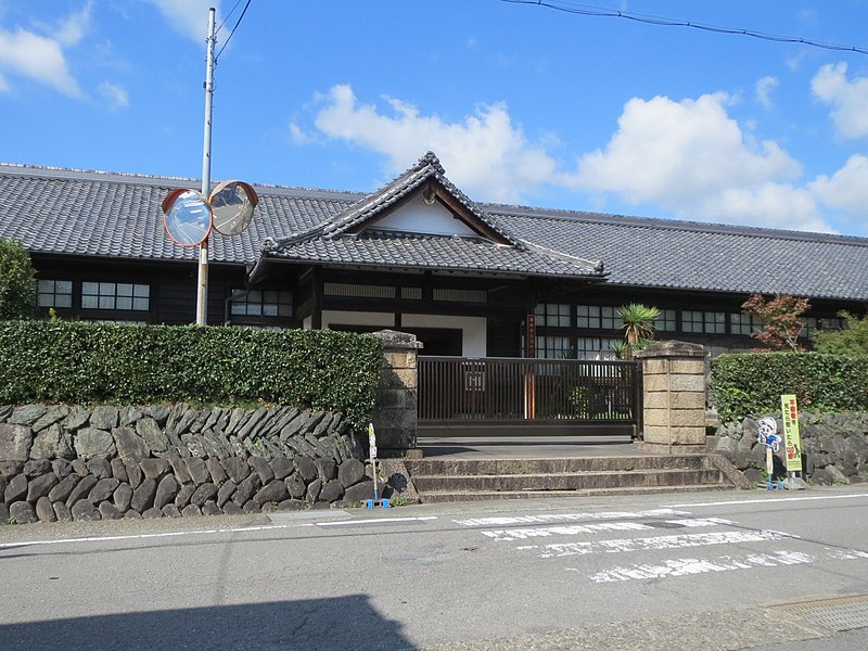 File:Koyaguchi Elementary School.jpg