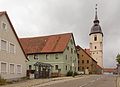 Lehrberg, evangelische kerk (Pfarrkirche Sankt Margaretha) in straatzicht