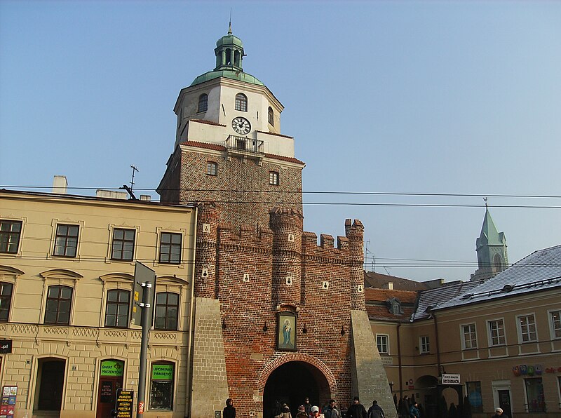 File:Lublin, Brama Krakowska (1).jpg