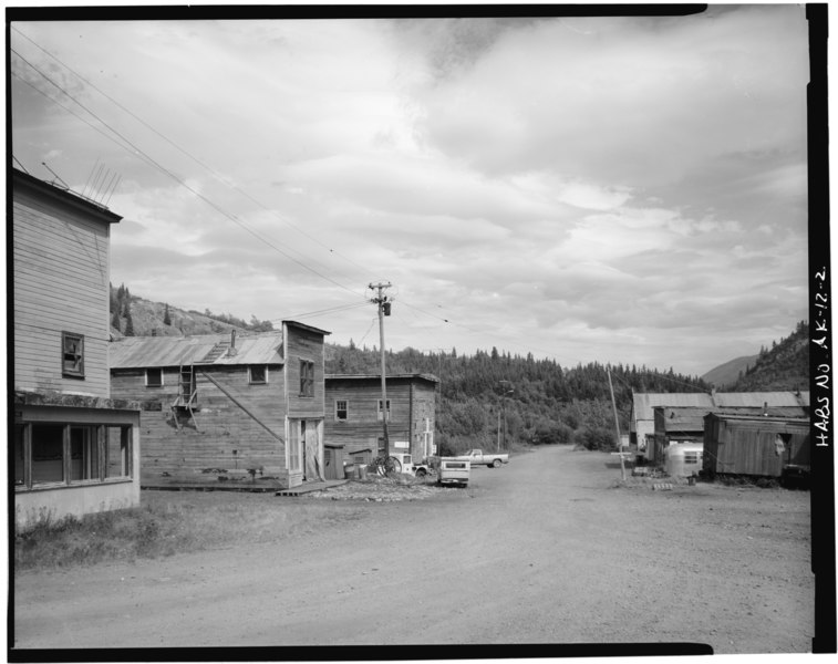 File:MAIN STREET, LOOKING EAST - Town of Chitina, Chitina, Valdez-Cordova Census Area, AK HABS AK,20-CHIT,1-2.tif