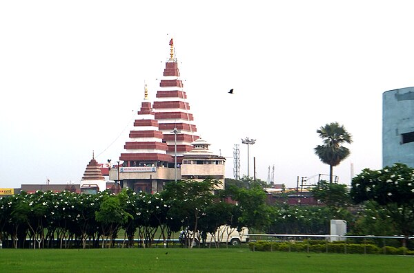 Image: Mahavir Mandir from Buddha Smriti Park