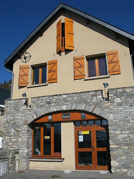 File:Mairie de Grailhen.jpg