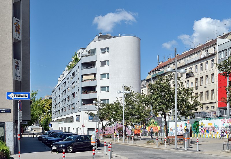 File:Mariahilfer Straße 217a.jpg