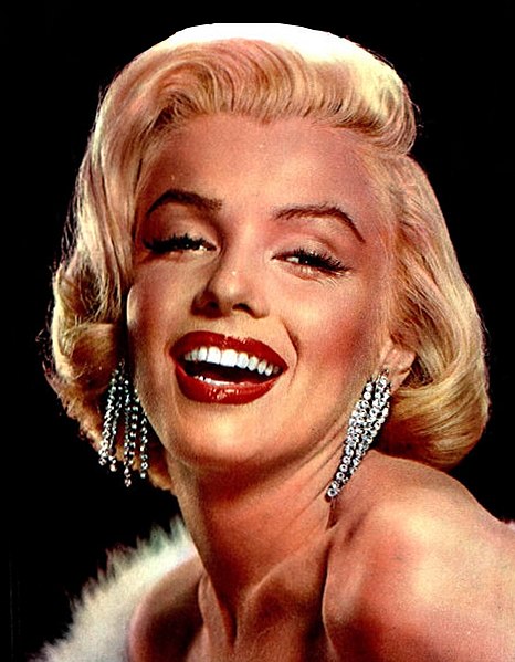 File:Marilyn Monroe, Epoca (cropped).jpg