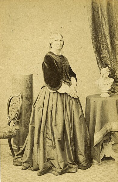 File:Mary Thornycroft by Maull & Polybank,1864.jpg