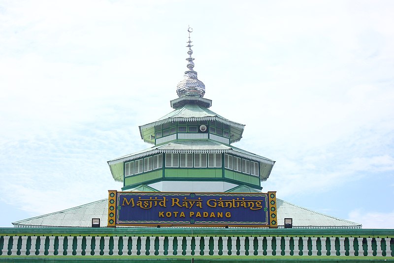 File:Masjid Raya Ganting 2020 01c.jpg