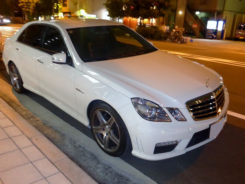 File:Mercedes-Benz E63 AMG (W212) at night front.JPG