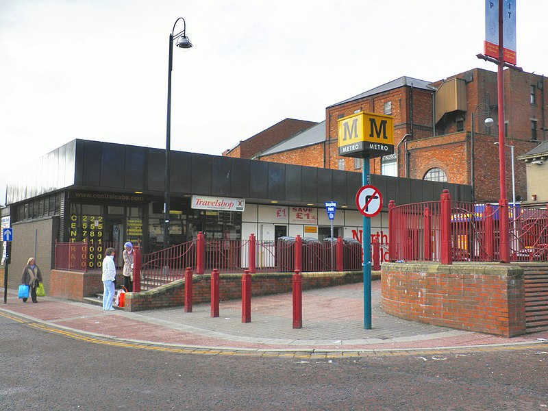 File:Metro station, North Shields - geograph.org.uk - 1712678.jpg