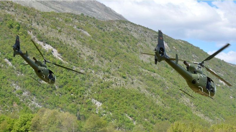 File:Military Montenegro 29 (cropped).jpg