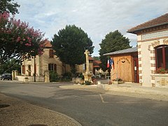 Le centre de Moncorneil.